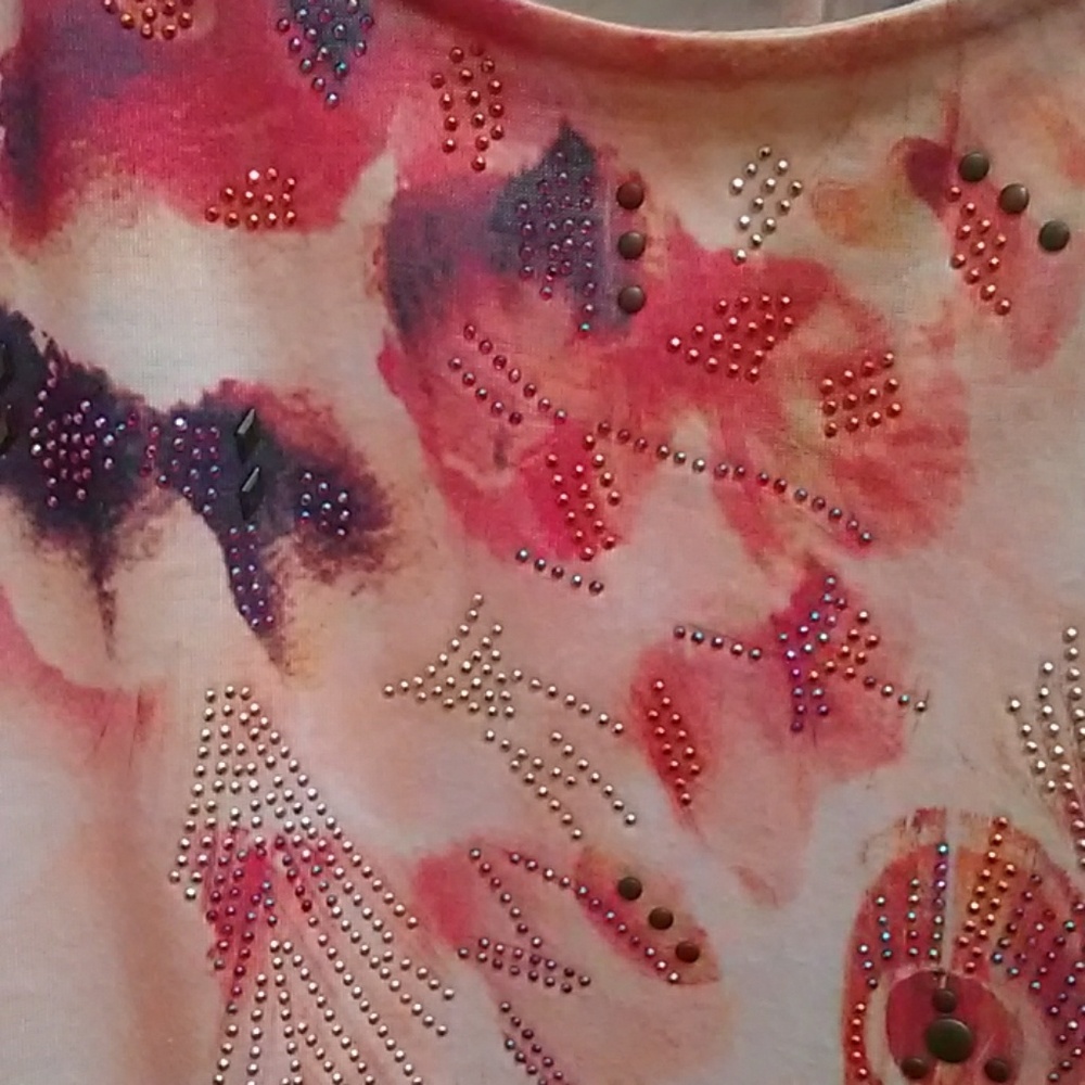 Shirt - Picture 7 of 8